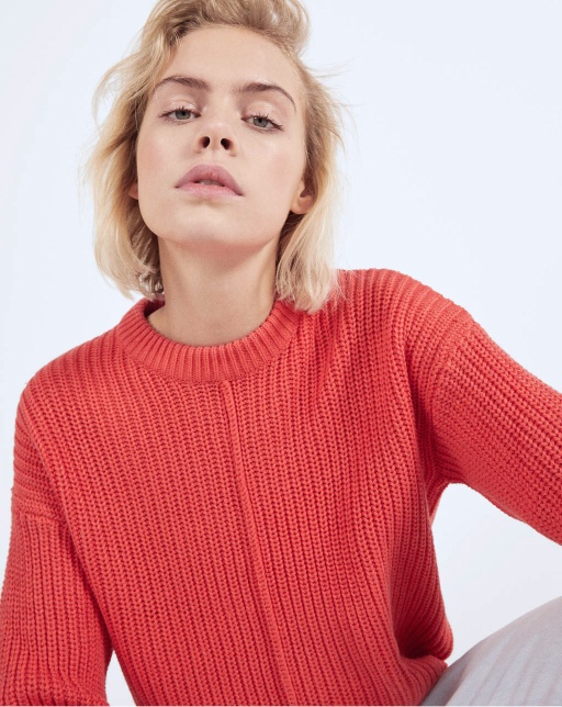 Round neck oversized sweater - Image 3