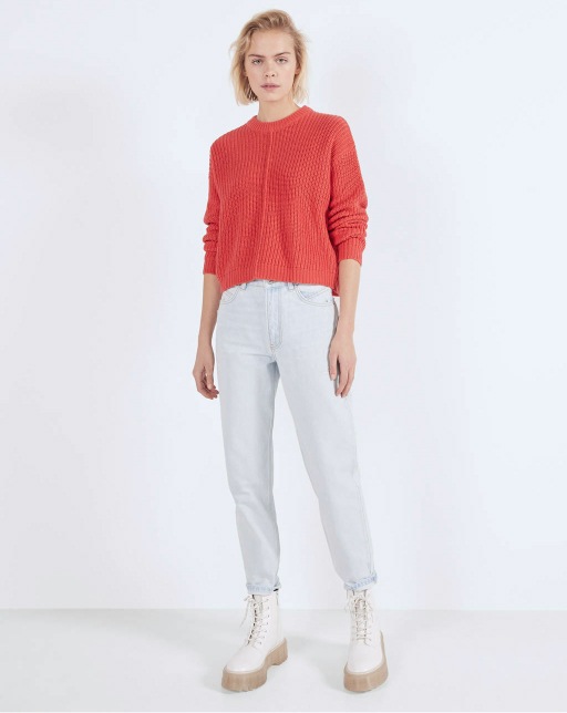 Round neck oversized sweater - Image 4