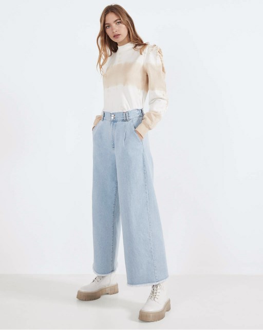 Culotte jeans with frayed hems - Image 4